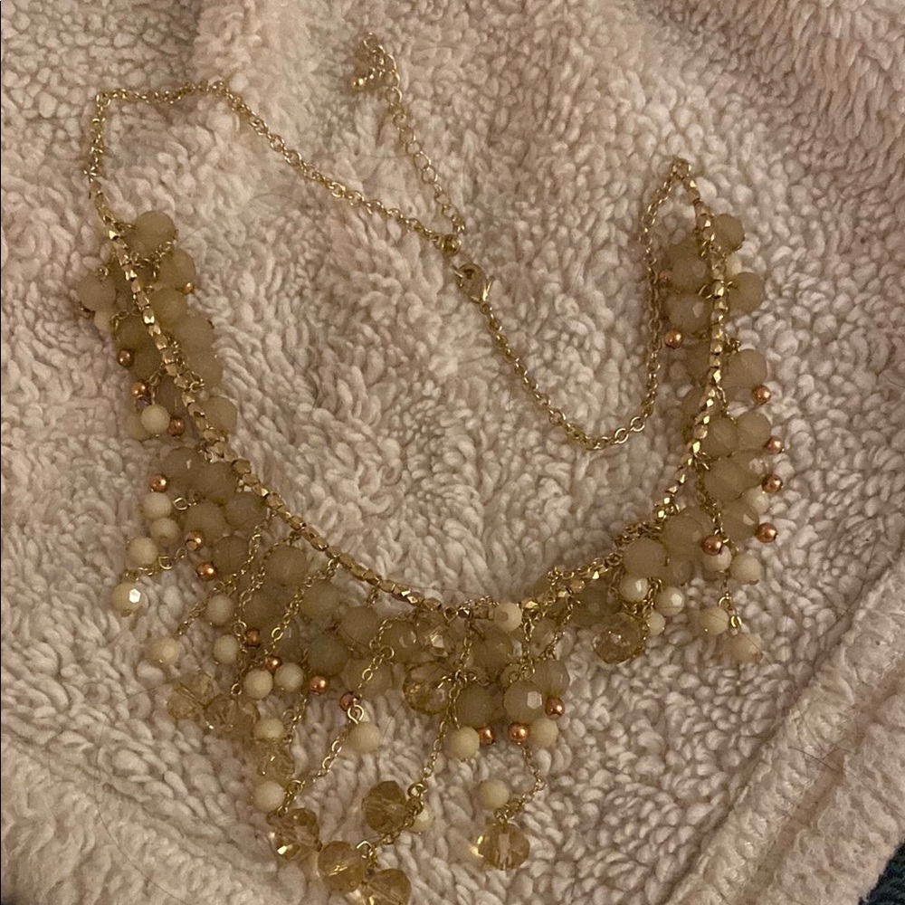 Elegant Gold and Cream Necklace